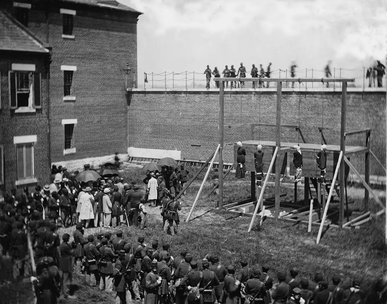 Alexander Gardner, execution of the Lincoln conspirators, 7 July 1865